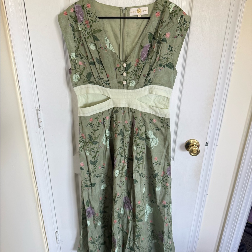 Anna Cate Adele Cutout Green Floral Maxi - Picture 7 of 9